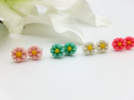 Mini Blümchen Ohrstecker bunt